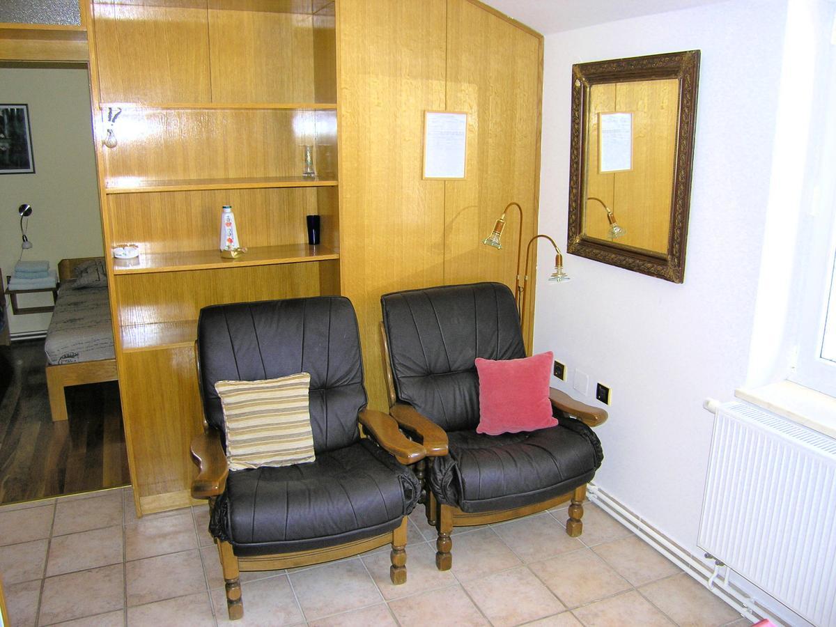 Apartments Oribella Krk Town Extérieur photo