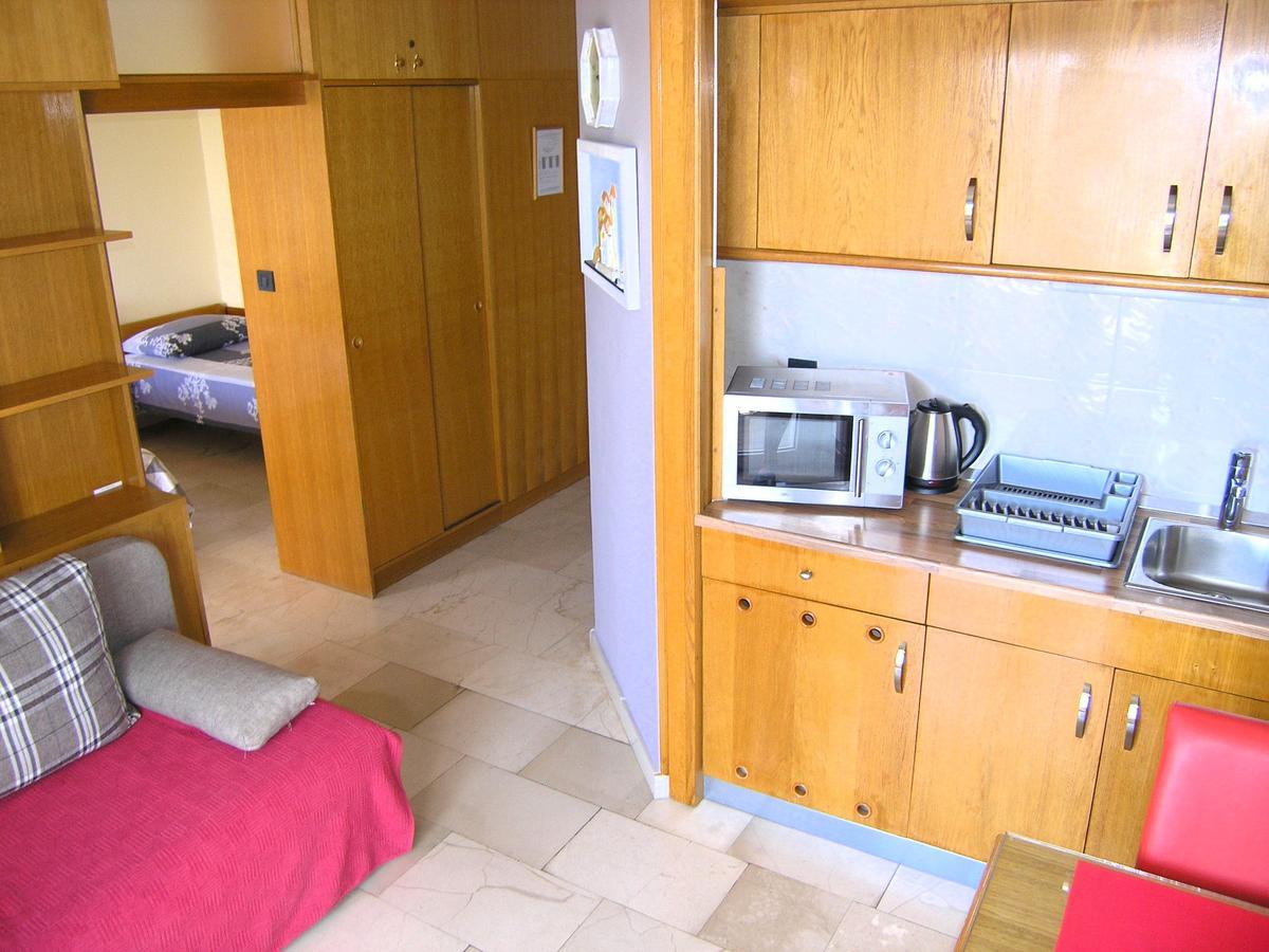 Apartments Oribella Krk Town Extérieur photo
