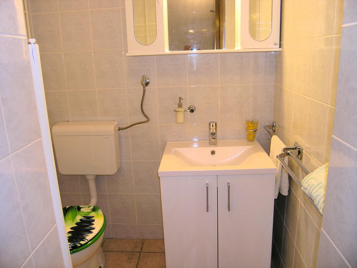 Apartments Oribella Krk Town Extérieur photo