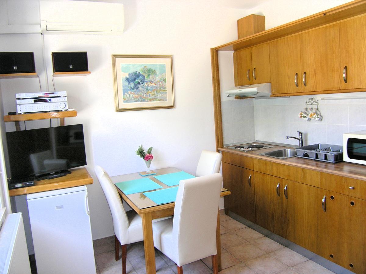 Apartments Oribella Krk Town Extérieur photo