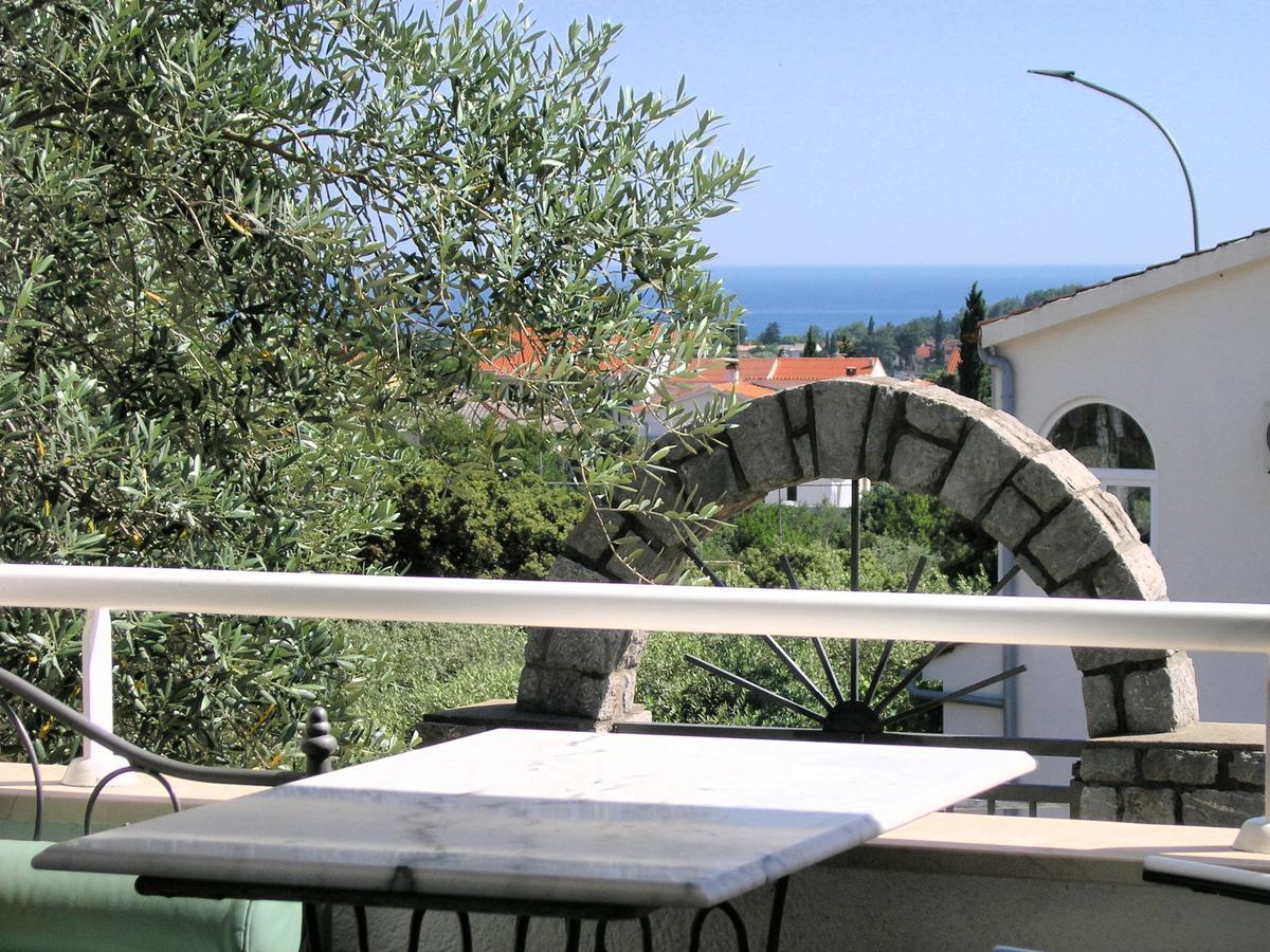 Apartments Oribella Krk Town Extérieur photo