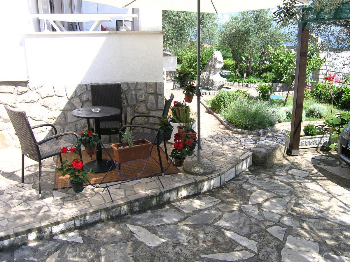 Apartments Oribella Krk Town Extérieur photo