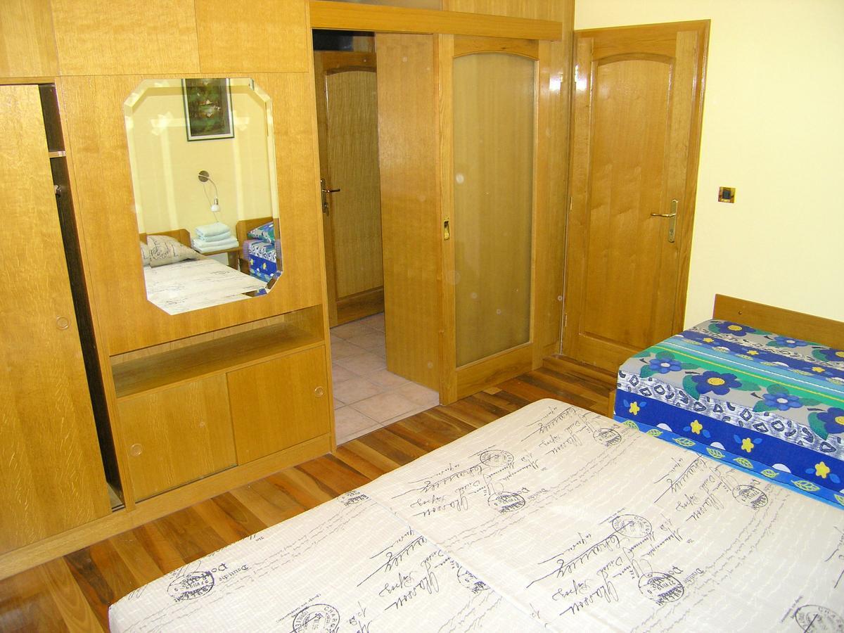 Apartments Oribella Krk Town Extérieur photo