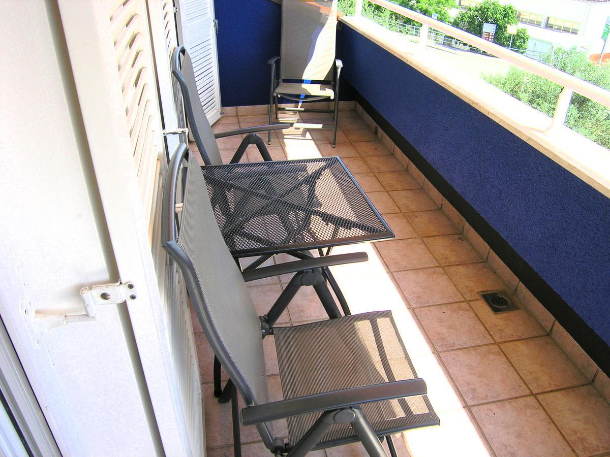 Apartments Oribella Krk Town Extérieur photo