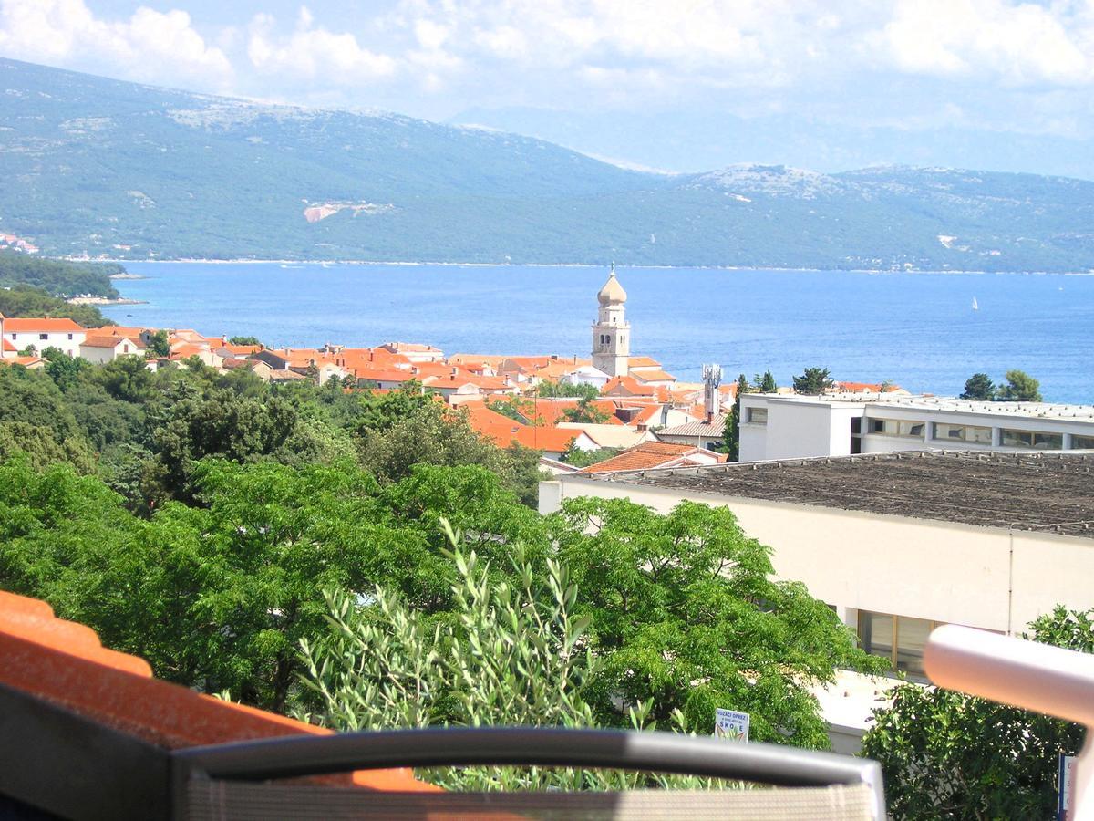 Apartments Oribella Krk Town Extérieur photo